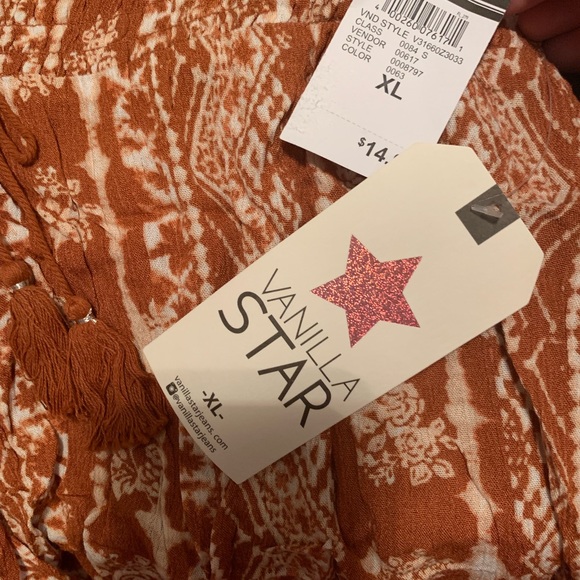 Shorts - Picture 3 of 3